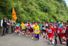 स्वतंत्रता दिवस क्रास कंट्री दौड़ में निर्मला इंटर कालेज का दबदबा रहा।